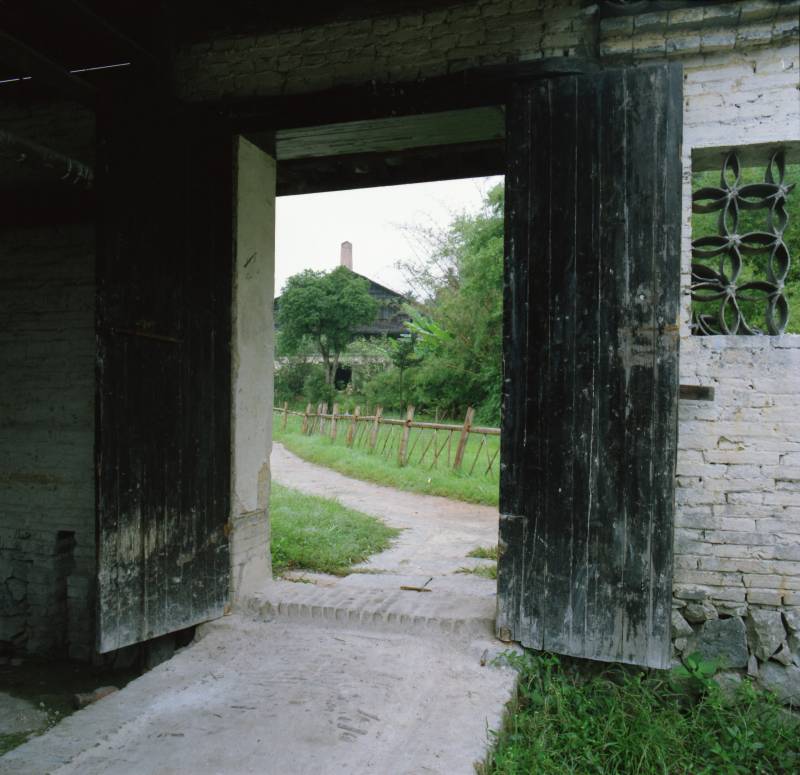 From the pottery pavilions to the kiln